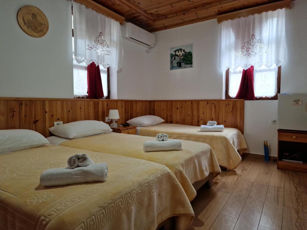 Hotel Domino Gjirokastër Eksteriør billede